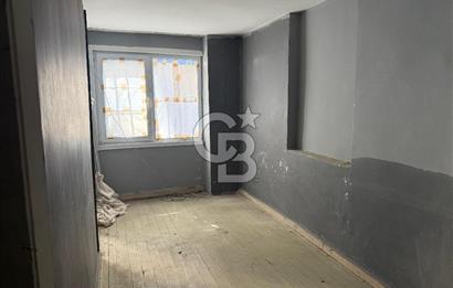 SARAÇİSHAK MAHALLESİNDE SATILIK 5 KATLI  BİNA 