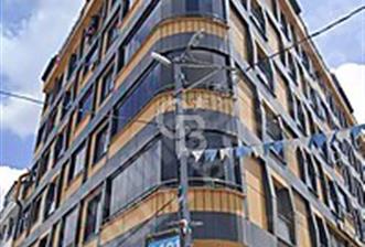 ARNAVUTKÖY ANADOLU MAH.SATILIK CADDE CEPHE 2+1 DAİRE