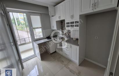 Topçularda Deniz Manzaralı 2+1 Satılık