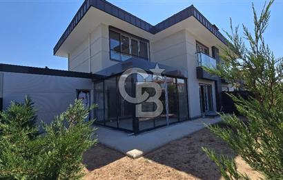 Stadyuma Yürüme Mesafesinde, Yeni Nesil Lüks Villa! LUXURY HOME