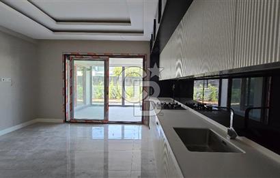 Stadyuma Yürüme Mesafesinde, Yeni Nesil Lüks Villa! LUXURY HOME