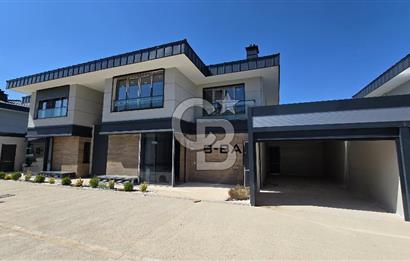 Stadyuma Yürüme Mesafesinde, Yeni Nesil Lüks Villa! LUXURY HOME