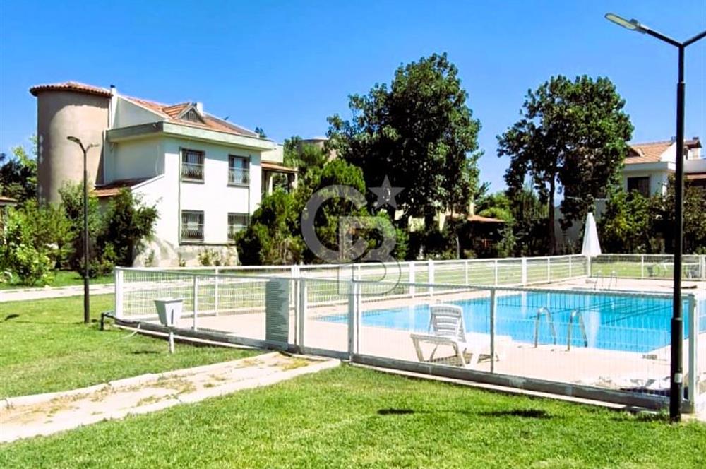 Manisa Akhisar Doktorlar Sitesi’nde Havuzlu ve Geniş Villa!