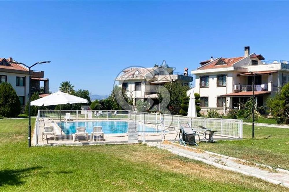 Manisa Akhisar Doktorlar Sitesi’nde Havuzlu ve Geniş Villa!