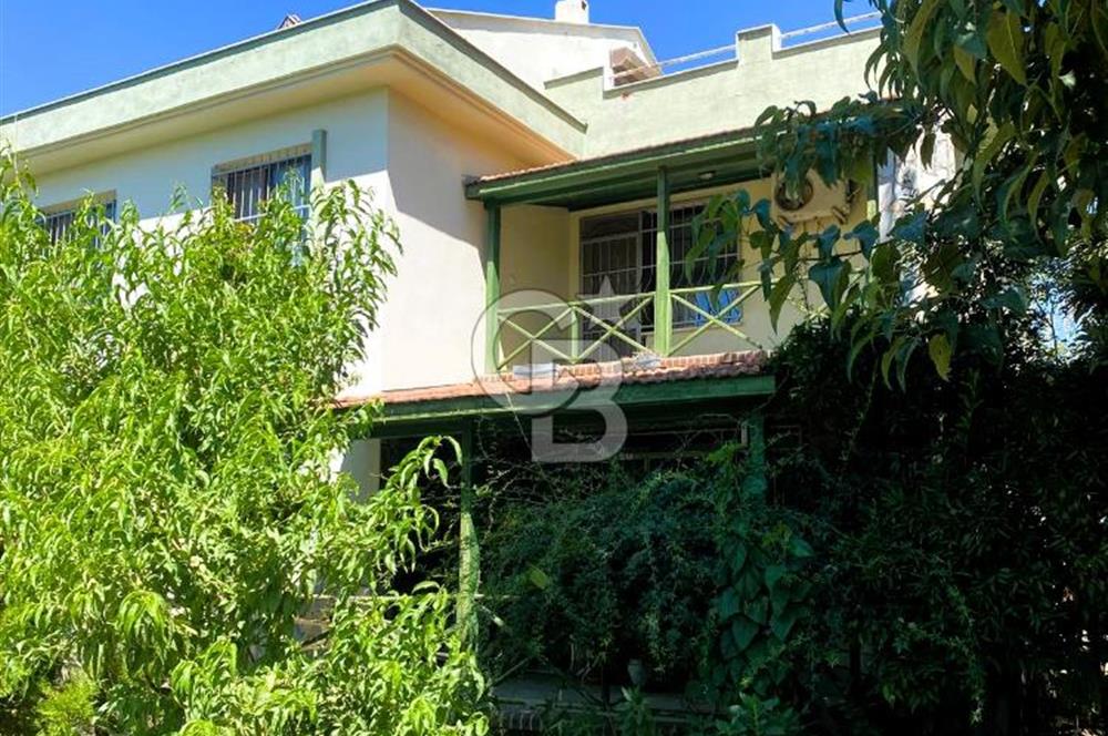 Manisa Akhisar Doktorlar Sitesi’nde Havuzlu ve Geniş Villa!