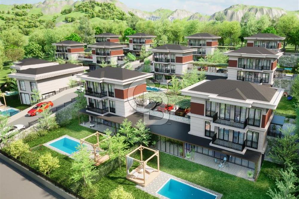 REŞADİYEDE SİTE İÇİ MÜSTAKİL HAVUZLU 4+1 SATILIK VİLLA