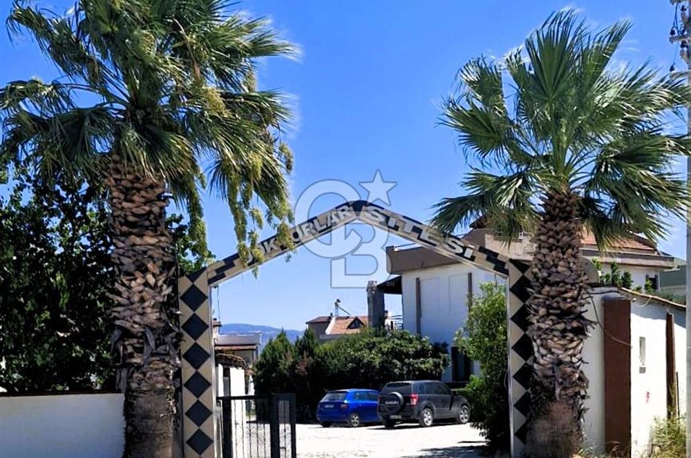 Manisa Akhisar Doktorlar Sitesi’nde Havuzlu ve Geniş Villa!