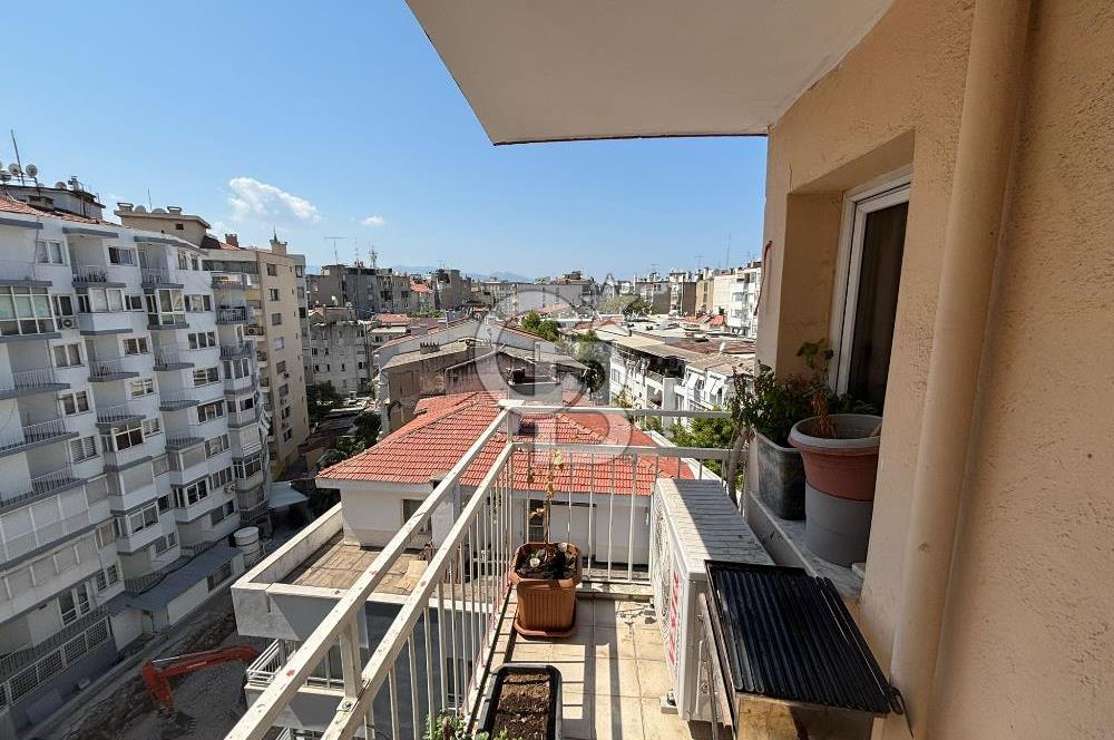 İzmir Alsancak Kültür Mahallesi Satılık 3+1 Daire
