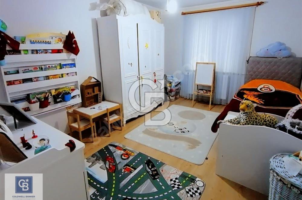 YEŞİLOVADA SATILIK 4+1 ÇATI DUBLEKS