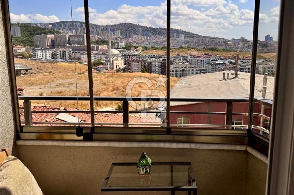 Maltepe Aydınevler'de Merkezi Konumda Full Eşyalı 2+1 Kiralık Daire!