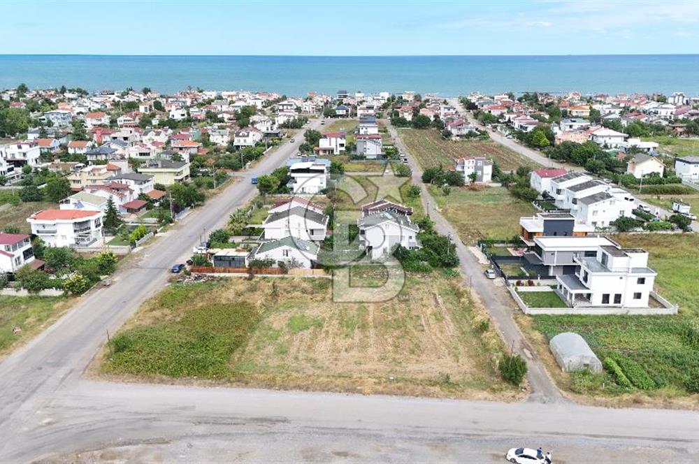 SAMSUN TAFLAN'DA BULVAR YOLUNA CEPHE SATILIK 1591 M2 ARSA