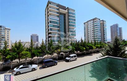YAŞAMKENTDE CADDEYE CEPHE TABELA DEĞERİ YÜKSEK KİRALIK DÜKKAN