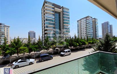 YAŞAMKENTDE CADDEYE CEPHE TABELA DEĞERİ YÜKSEK KİRALIK DÜKKAN