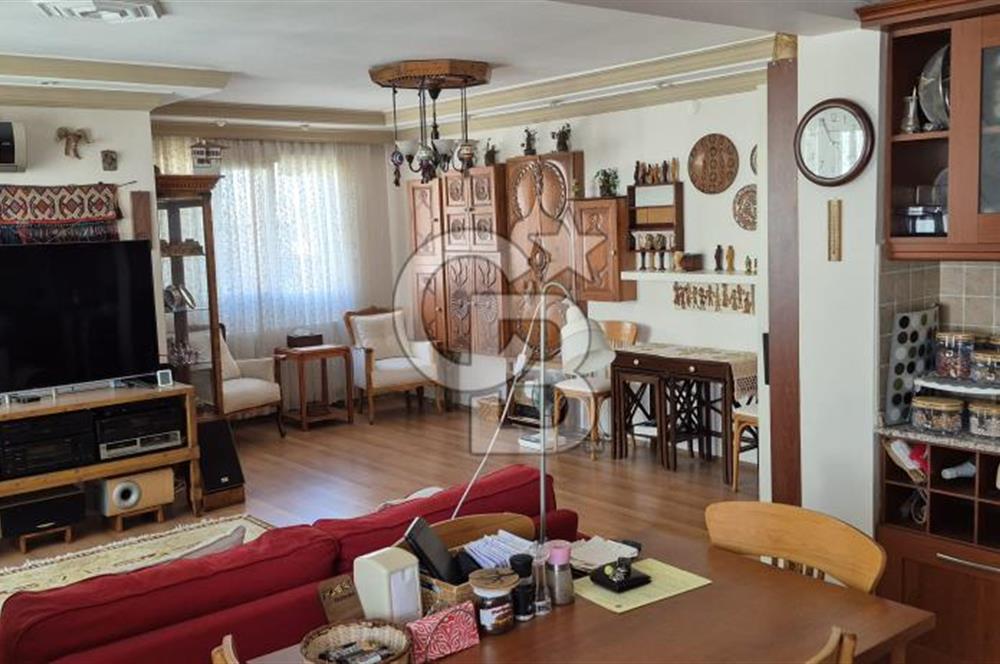 Çiğli Ataşehir’de 3+1 Site İçi Ferah Daire – Merkezi Lokasyon