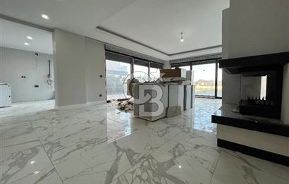 REŞADİYE'DE SİTE İÇİ MÜSTAKİL HAVUZLU 5+1 SATILIK SIFIR VİLLA