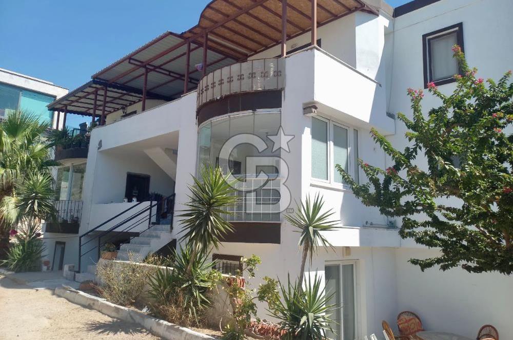 Bodrum Alt Konacık'ta Satılık 3 +1 daire ve arsası