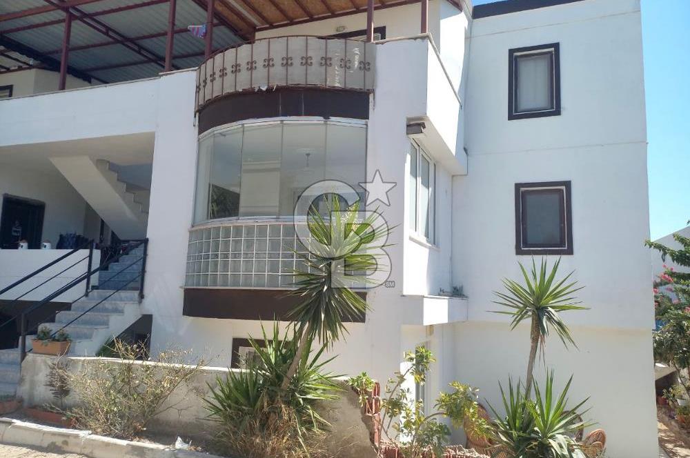 Bodrum Alt Konacık'ta Satılık 3 +1 daire ve arsası