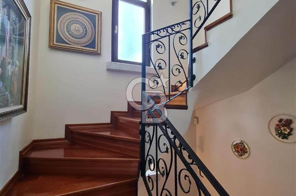 İNCEK TEK YAPI DA SİNPAŞ YANINDA MÜKEMMEL KONUMDA KİRALIK İŞYERİ