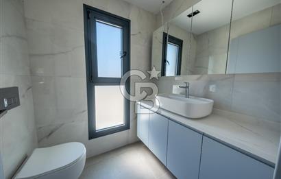 URLA KUŞÇULAR SATILIK MÜSTAKİL HAVUZLU 4+1 LÜKS VİLLA