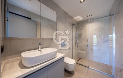 URLA KUŞÇULAR SATILIK MÜSTAKİL HAVUZLU 4+1 LÜKS VİLLA