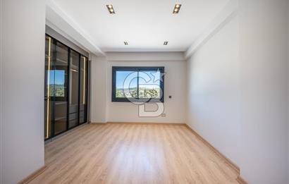 URLA KUŞÇULAR SATILIK MÜSTAKİL HAVUZLU 4+1 LÜKS VİLLA