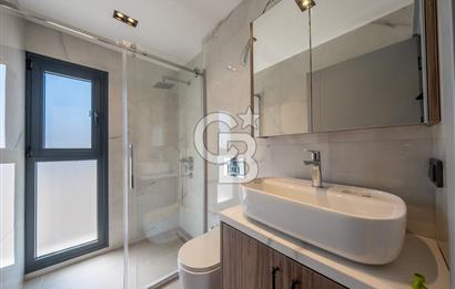 URLA KUŞÇULAR SATILIK MÜSTAKİL HAVUZLU 4+1 LÜKS VİLLA