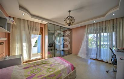 Menderes Cumaovası Mahallesinde 6+2 Müstakil Triblex Villa
