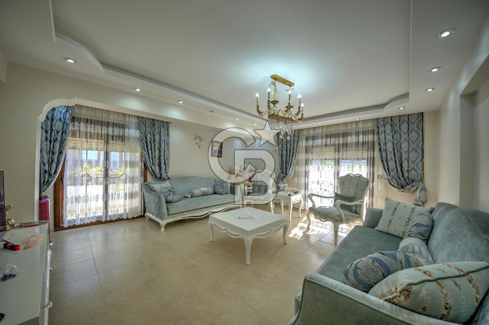 Menderes Cumaovası Mahallesinde 6+2 Müstakil Triblex Villa