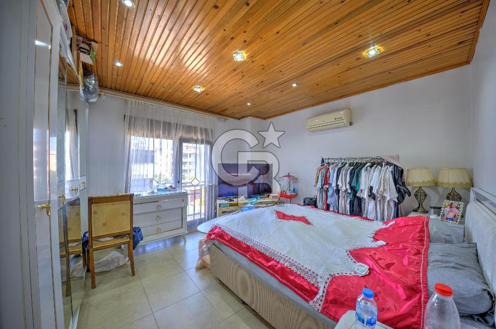Menderes Cumaovası Mahallesinde 6+2 Müstakil Triblex Villa