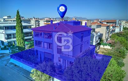 Menderes Cumaovası Mahallesinde 6+2 Müstakil Triblex Villa