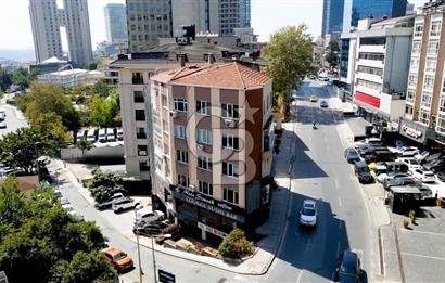 Etiler Nispetiye Yatırımlık Köşe Parsel 7 Katlı Satılık Bina