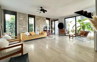 URLA KUŞÇULAR SATILIK 5+2 ÖZEL TASARIM HAVUZLU MÜSTAKİL VİLLA