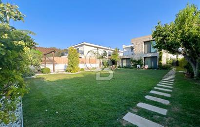 URLA KUŞÇULAR SATILIK 5+2 ÖZEL TASARIM HAVUZLU MÜSTAKİL VİLLA