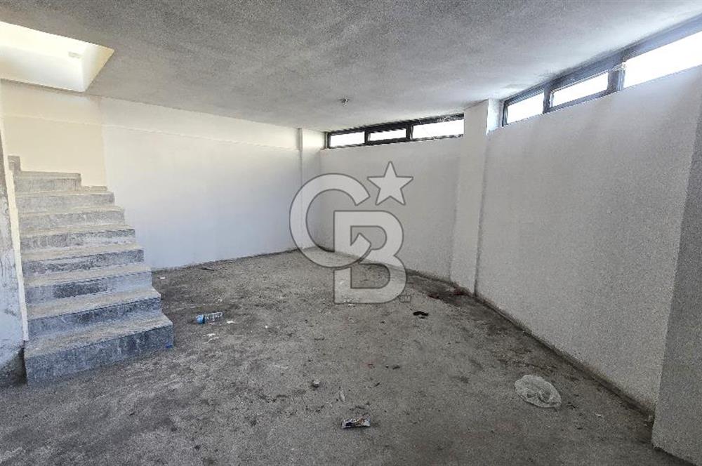 MERKEZİ KONUMLU BAHÇELİ 422 M2 SATILIK DÜKKAN