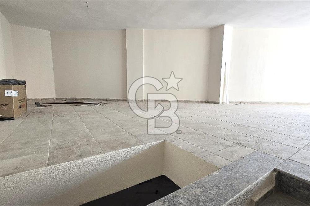 MERKEZİ KONUMLU BAHÇELİ 422 M2 SATILIK DÜKKAN