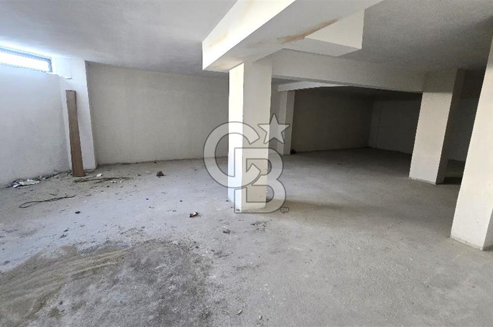 MERKEZİ KONUMLU BAHÇELİ 422 M2 SATILIK DÜKKAN