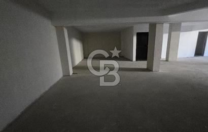 MERKEZİ KONUMLU BAHÇELİ 422 M2 SATILIK DÜKKAN