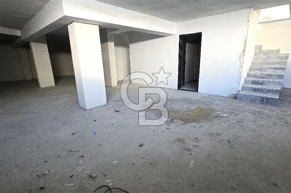 MERKEZİ KONUMLU BAHÇELİ 422 M2 SATILIK DÜKKAN