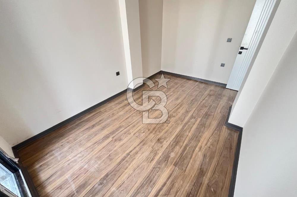 GÜRE ÇAMLIBELDE BAHÇE KULLANIMLI HAVUZLU SATILIK 1+1 DAİRE