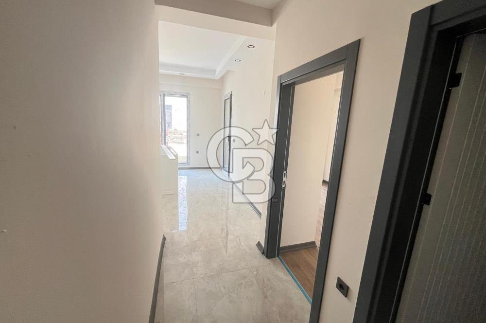 GÜRE ÇAMLIBELDE BAHÇE KULLANIMLI HAVUZLU SATILIK 1+1 DAİRE
