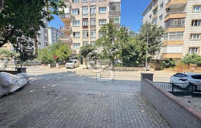 KADIKÖY MERDİVENKÖY MAHALLESİ SATILIK DÜKKAN