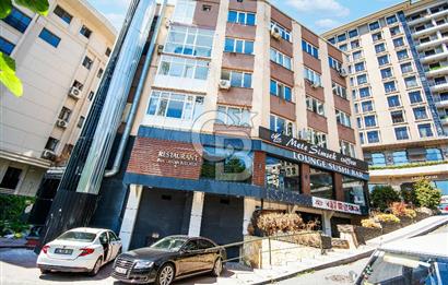 Etiler Nispetiye Yatırımlık Köşe Parsel 7 Katlı Satılık Bina