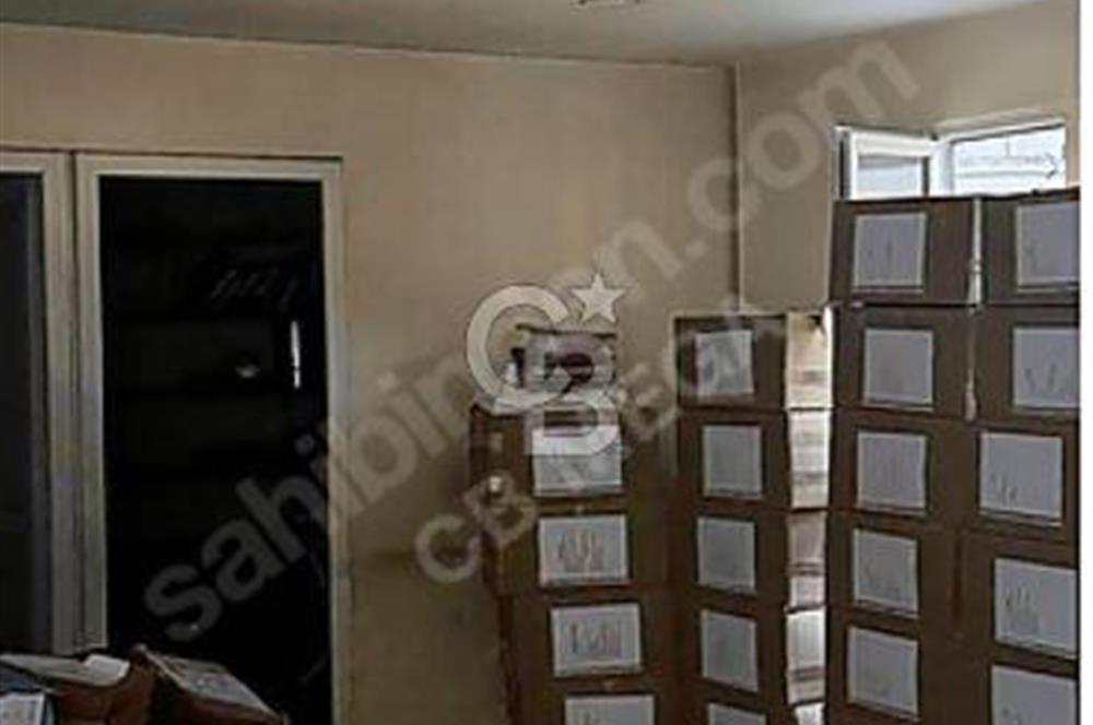 CB MEGA- AKÇABURGAZ'DA HEMEN TAŞINMAYA HAZIR KİRALIK HANGAR-