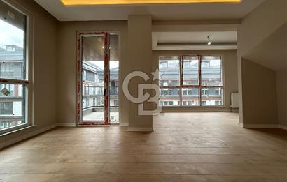 ÇAMLICA ADEN KONAKLARI SİTESİ SATILIK 4+1 ÇATI DUBLEX DAİRE