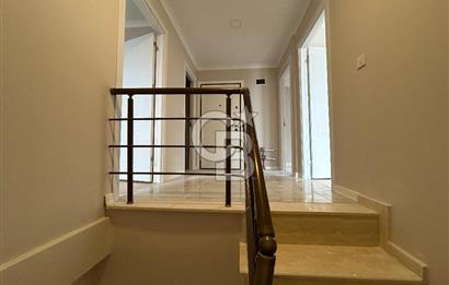 ÇAMLICA ADEN KONAKLARI SİTESİ SATILIK 4+1 ÇATI DUBLEX DAİRE