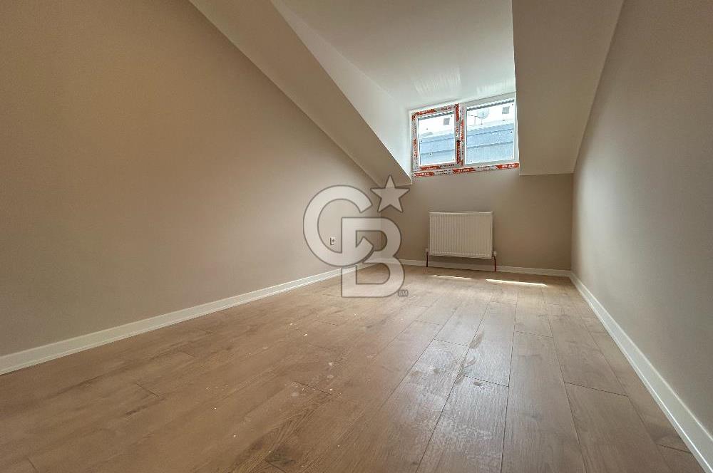 ÇAMLICA ADEN KONAKLARI SİTESİ SATILIK 4+1 ÇATI DUBLEX DAİRE