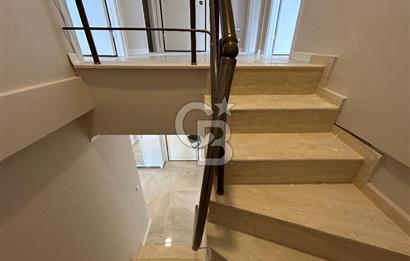 ÇAMLICA ADEN KONAKLARI SİTESİ SATILIK 4+1 ÇATI DUBLEX DAİRE