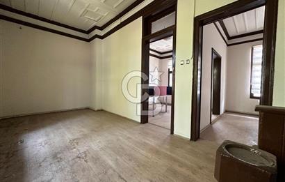HEYKELDE SATILIK 3 KATLI 300 m2 TARİHİ BİNA