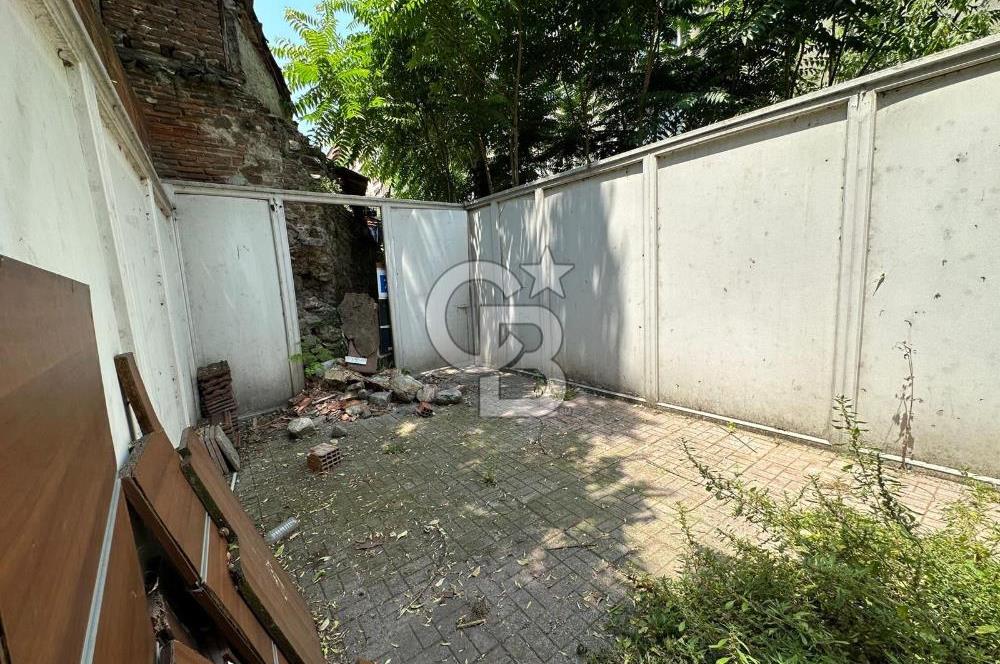 HEYKELDE SATILIK 3 KATLI 300 m2 TARİHİ BİNA