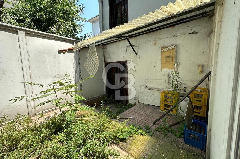 HEYKELDE SATILIK 3 KATLI 300 m2 TARİHİ BİNA